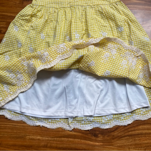 Charlotte Russe Junior Yellow White Floral Embroidered Gingham Mini Dress Size M - Picture 11 of 16